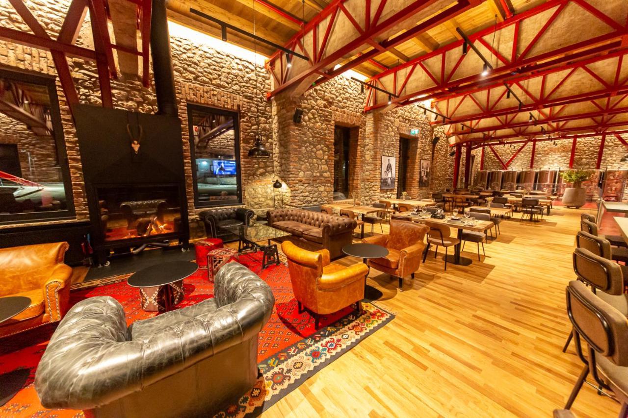 Melesin Distillery Leskovik Eksteriør bilde